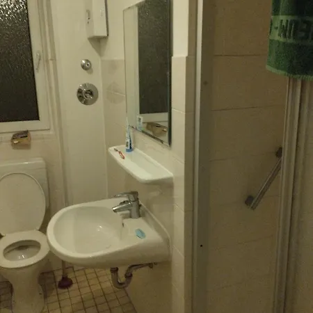 1 Kilometer Von Der Universitat Apartman Mainz
